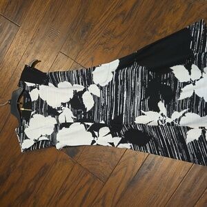 Apt 9 Dress. Black/White. Size Small
